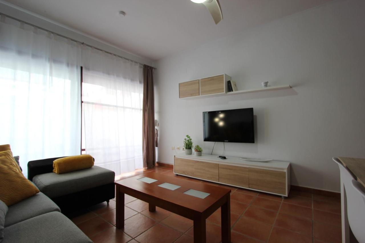 Вилла Conil Casa H&L Кониль-де-ла-Фронтера Экстерьер фото